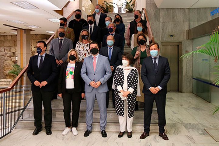El Consejo Social de la Ciudad de Córdoba se incorpora, a través de su Presidente D. Luis Galán Soldevilla, a la Comisión Permanente relativa a la localización de la Base Logística del Ejército de Tierra en la ciudad de Córdoba