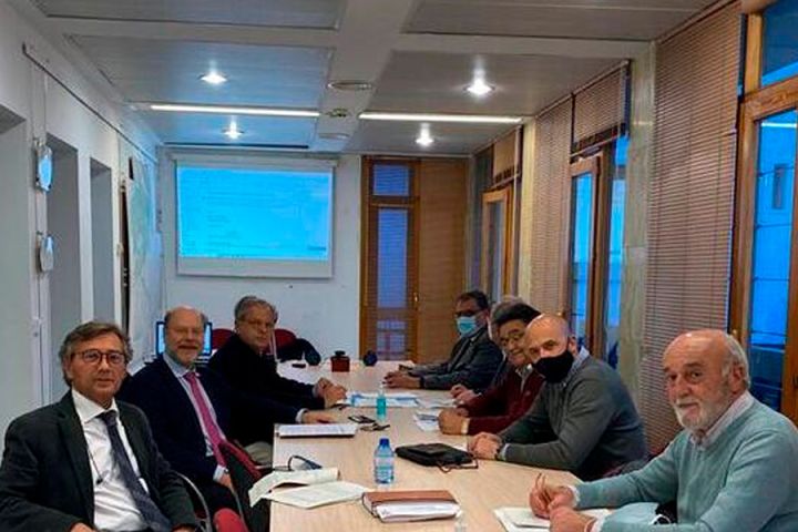 Visita del Delegado de Hacienda don Salvador Fuentes al Consejo